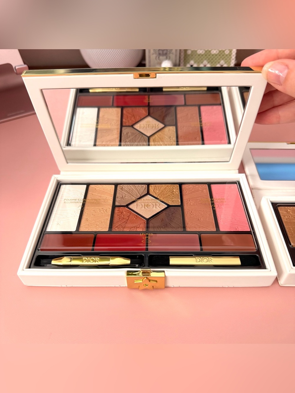Dior Limited Edition Palette | 2025 Holiday Face and Eyeshadow Palettes - Picture 4 of 13
